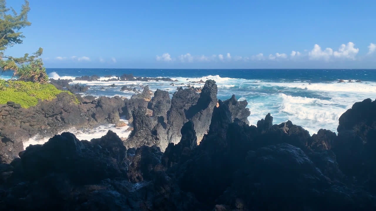 Hawaii waves